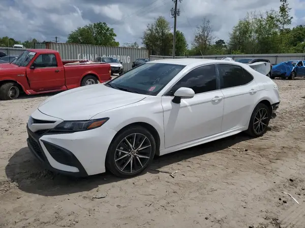 4T1G11AK0RU870219 2024 TOYOTA CAMRY - Image 1
