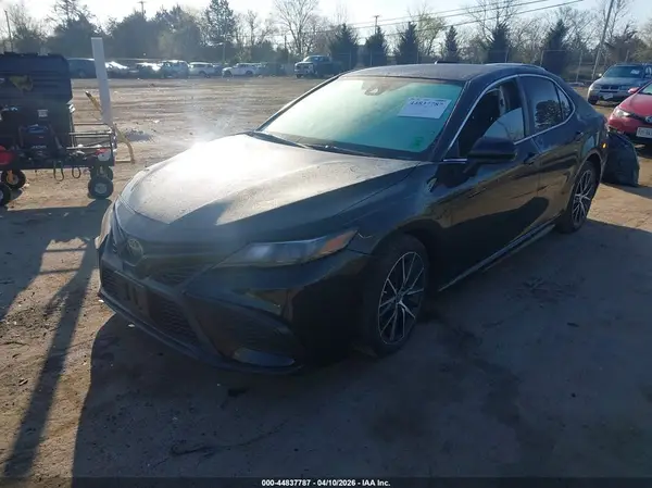 4T1G11AK0RU870396 2024 TOYOTA CAMRY - Image 2