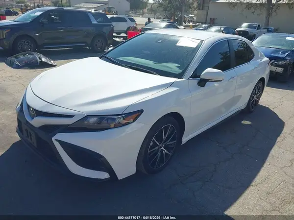 4T1G11AK0RU875470 2024 TOYOTA CAMRY - Image 2