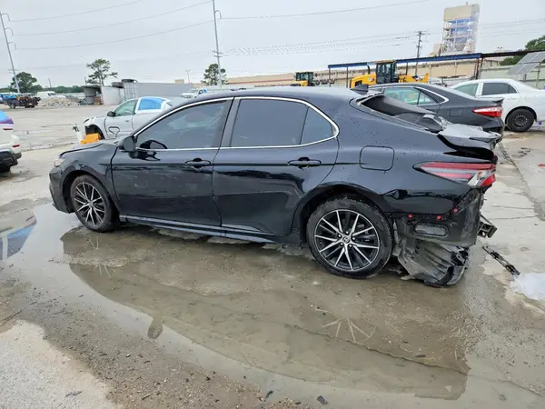 4T1G11AK0RU877803 2024 TOYOTA CAMRY - Image 2