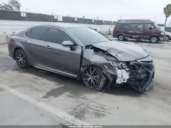 4T1G11AK0RU878305 2024 TOYOTA CAMRY