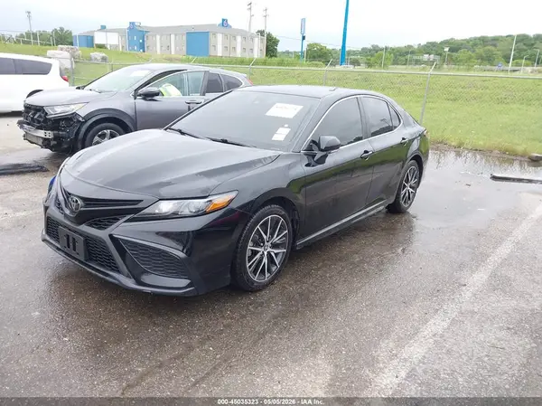 4T1G11AK0RU882080 2024 TOYOTA CAMRY - Image 2