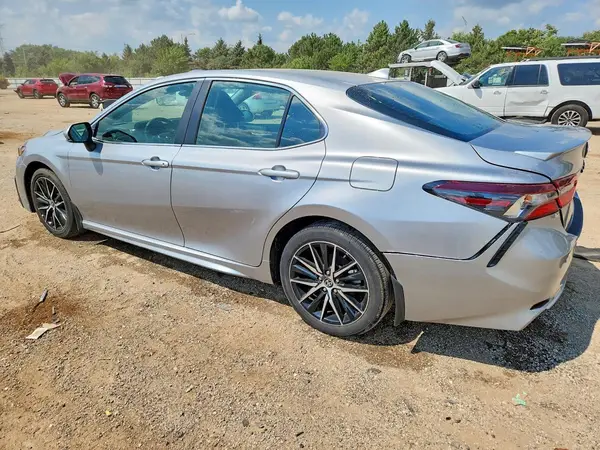 4T1G11AK0RU887408 2024 TOYOTA CAMRY - Image 2
