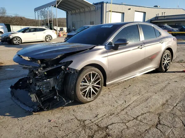 4T1G11AK0RU889577 2024 TOYOTA CAMRY - Image 1
