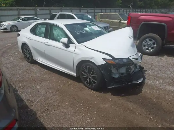 4T1G11AK0RU890020 2024 TOYOTA CAMRY - Image 1