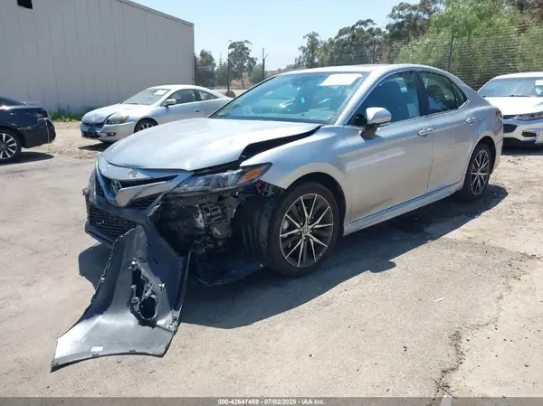 4T1G11AK0RU906698 2024 TOYOTA CAMRY - Image 2