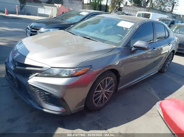 4T1G11AK0RU917443 2024 TOYOTA CAMRY - Image 2