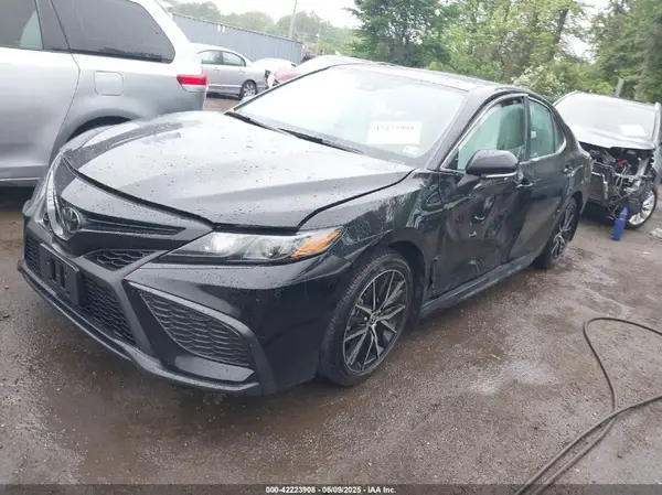 4T1G11AK0RU921461 2024 TOYOTA CAMRY - Image 2