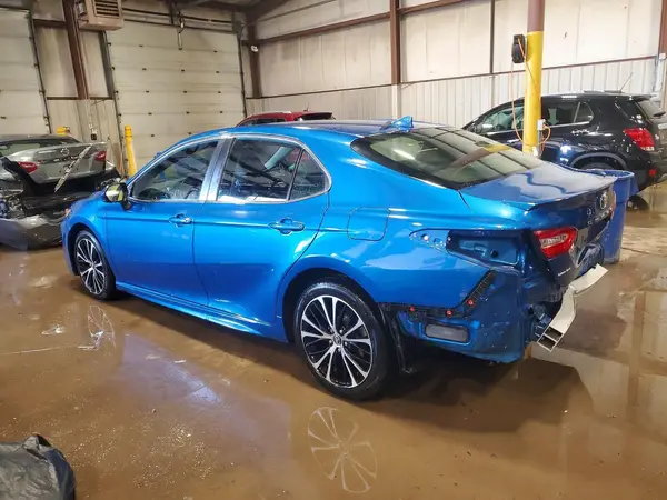 4T1G11AK1LU303492 2020 TOYOTA CAMRY - Image 2
