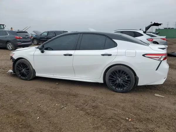 4T1G11AK1LU321054 2020 TOYOTA CAMRY - Image 2