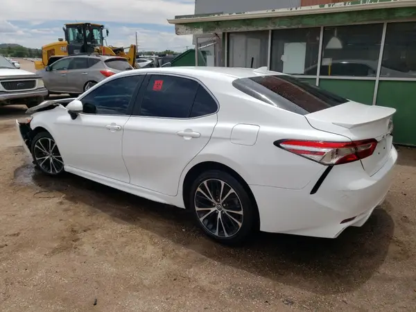 4T1G11AK1LU324827 2020 TOYOTA CAMRY - Image 2