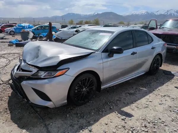 4T1G11AK1LU326965 2020 TOYOTA CAMRY - Image 1