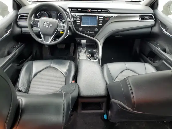 4T1G11AK1LU327632 2020 TOYOTA CAMRY - Image 8