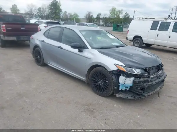 4T1G11AK1LU334922 2020 TOYOTA CAMRY - Image 1
