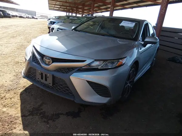 4T1G11AK1LU342051 2020 TOYOTA CAMRY - Image 2