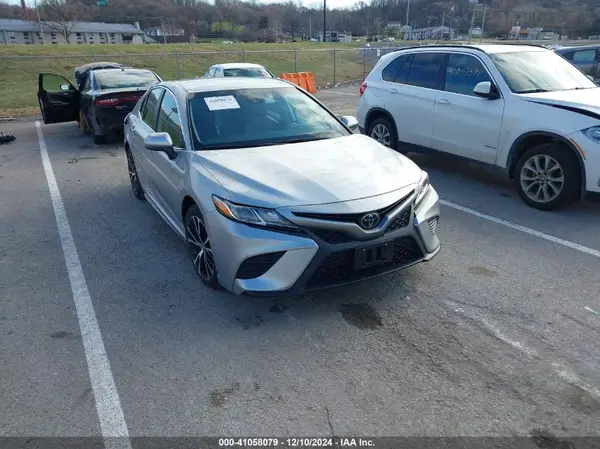 4T1G11AK1LU342955 2020 TOYOTA CAMRY - Image 1