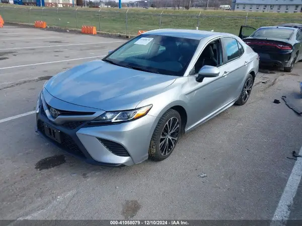 4T1G11AK1LU342955 2020 TOYOTA CAMRY - Image 2