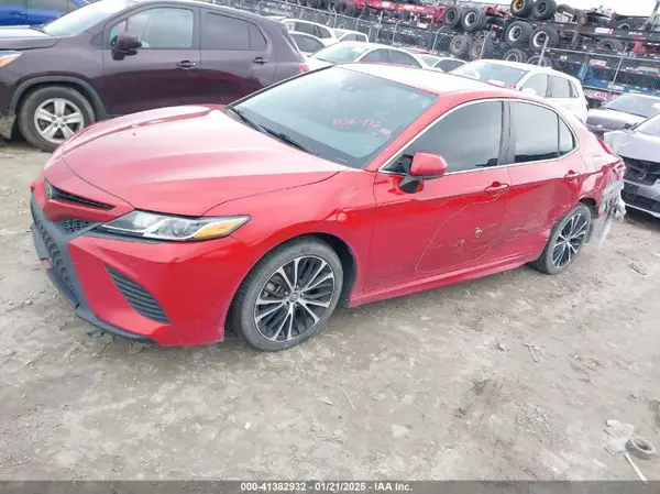4T1G11AK1LU352661 2020 TOYOTA CAMRY - Image 2