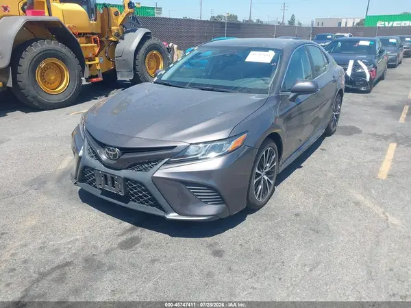 4T1G11AK1LU353650 2020 TOYOTA CAMRY - Image 2