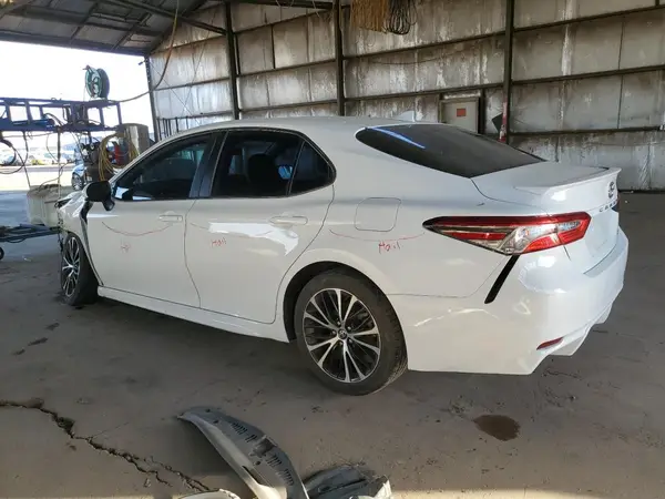4T1G11AK1LU356354 2020 TOYOTA CAMRY - Image 2