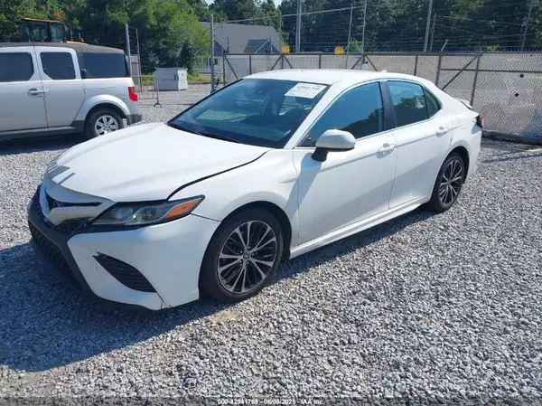 4T1G11AK1LU358539 2020 TOYOTA CAMRY - Image 2