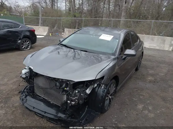 4T1G11AK1LU360839 2020 TOYOTA CAMRY - Image 2