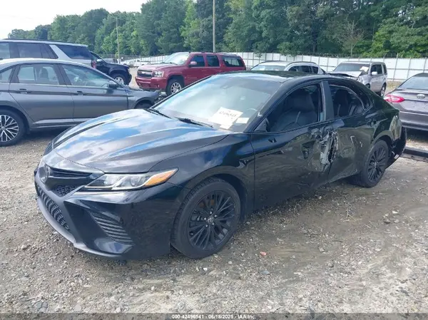 4T1G11AK1LU369525 2020 TOYOTA CAMRY - Image 2