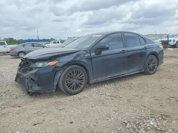 4T1G11AK1LU370870 2020 TOYOTA CAMRY - Image 1