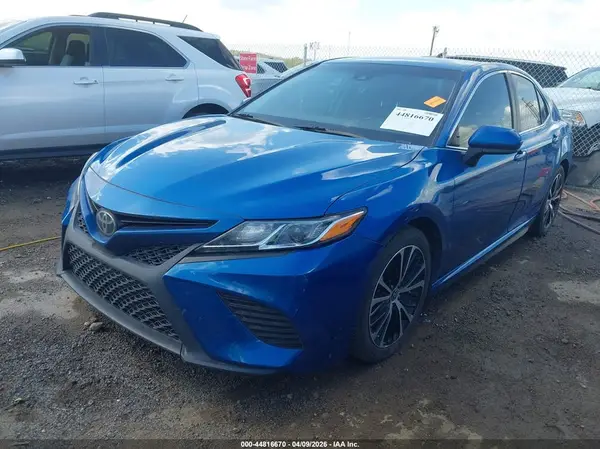4T1G11AK1LU374210 2020 TOYOTA CAMRY - Image 2