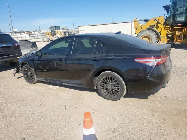 4T1G11AK1LU388379 2020 TOYOTA CAMRY - Image 2