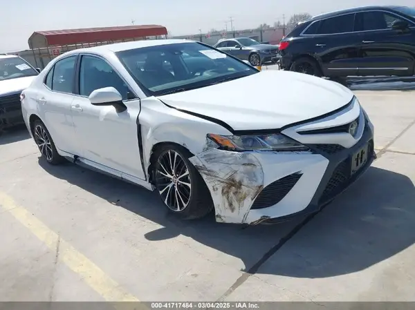 4T1G11AK1LU399754 2020 TOYOTA CAMRY - Image 1