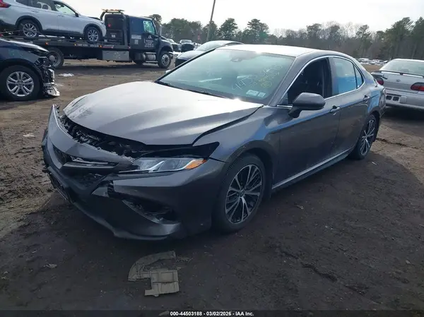 4T1G11AK1LU400384 2020 TOYOTA CAMRY - Image 2