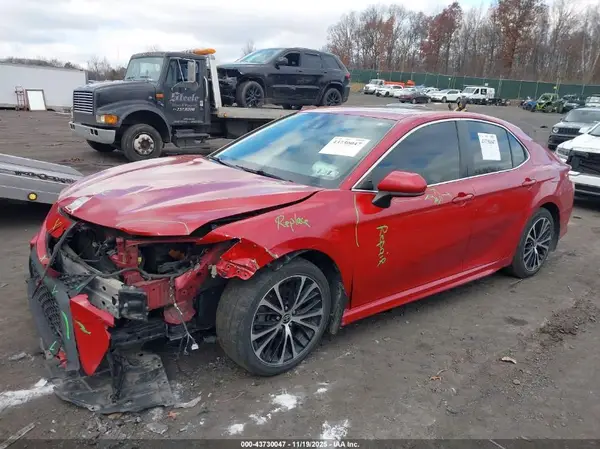 4T1G11AK1LU401079 2020 TOYOTA CAMRY - Image 2