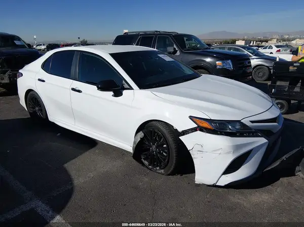 4T1G11AK1LU401633 2020 TOYOTA CAMRY - Image 1