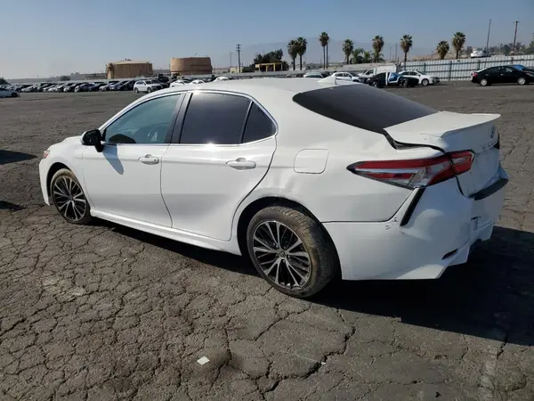 4T1G11AK1LU503790 2020 TOYOTA CAMRY - Image 2