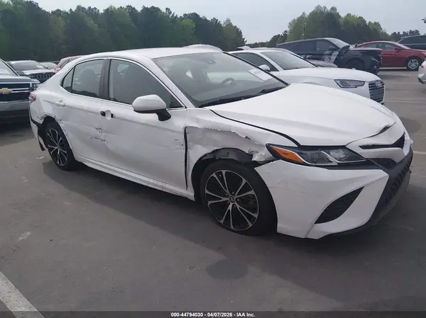 4T1G11AK1LU504454 2020 TOYOTA CAMRY - Image 1