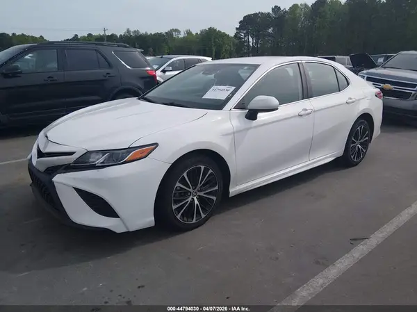 4T1G11AK1LU504454 2020 TOYOTA CAMRY - Image 2