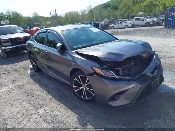 4T1G11AK1LU504650 2020 TOYOTA CAMRY - Image 1
