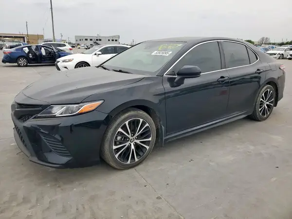 4T1G11AK1LU508648 2020 TOYOTA CAMRY - Image 1