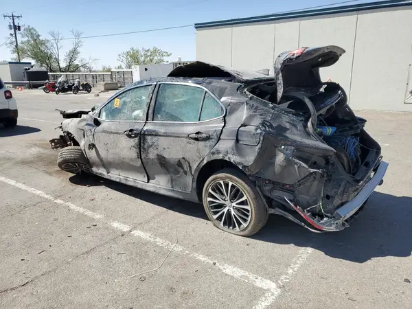 4T1G11AK1LU509704 2020 TOYOTA CAMRY - Image 2