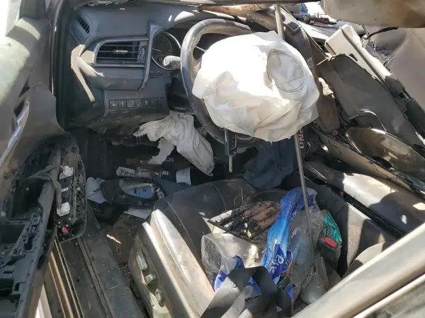4T1G11AK1LU509704 2020 TOYOTA CAMRY - Image 8