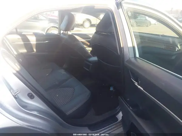 4T1G11AK1LU857423 2020 TOYOTA CAMRY - Image 8