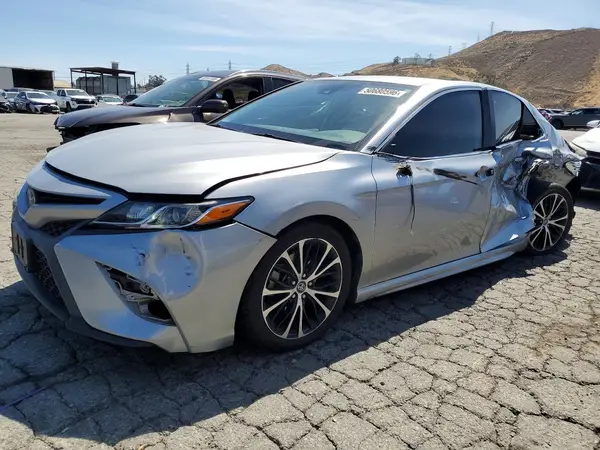 4T1G11AK1LU863691 2020 TOYOTA CAMRY - Image 1