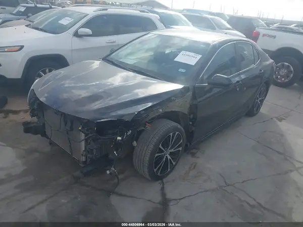 4T1G11AK1LU863822 2020 TOYOTA CAMRY - Image 2