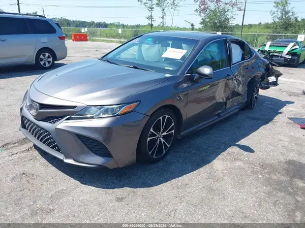 4T1G11AK1LU905485 2020 TOYOTA CAMRY - Image 2