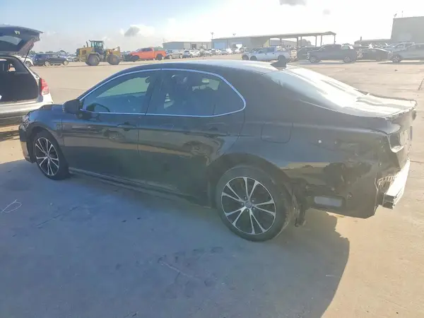 4T1G11AK1LU907950 2020 TOYOTA CAMRY - Image 2