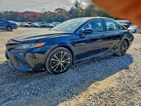 4T1G11AK1LU911576 2020 TOYOTA CAMRY - Image 1