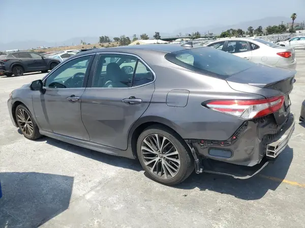 4T1G11AK1LU918060 2020 TOYOTA CAMRY - Image 2