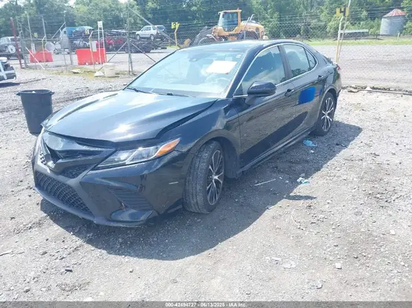 4T1G11AK1LU926885 2020 TOYOTA CAMRY - Image 2