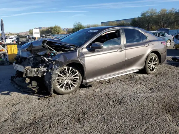 4T1G11AK1LU941161 2020 TOYOTA CAMRY - Image 1